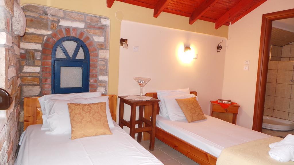 Castle Pontos Hotel Skala Potamia  Room photo